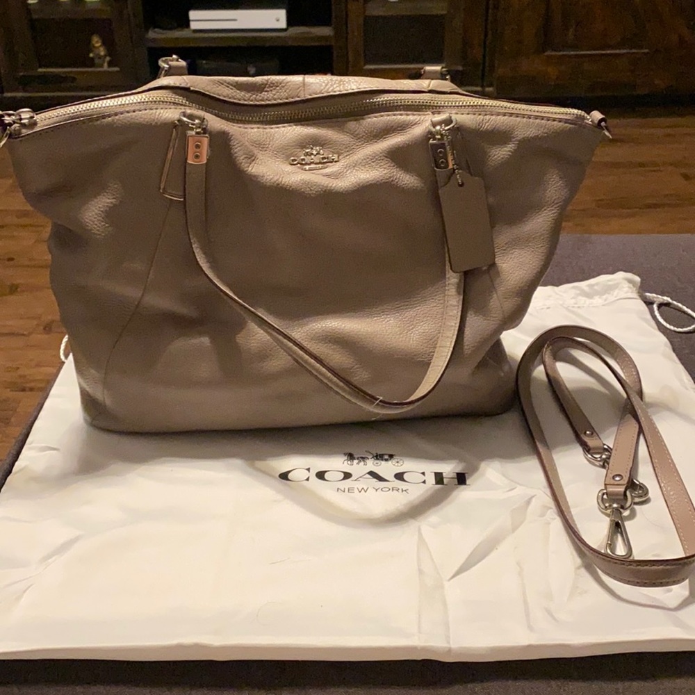 Coach Pale Gray Leather Shoulder Bag